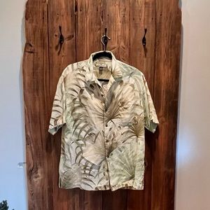 Tommy Bahama 100% Silk Medium